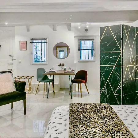 Artistic Apartment Antibes