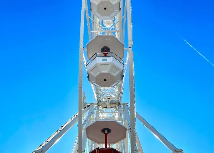 Artistic Apartment *