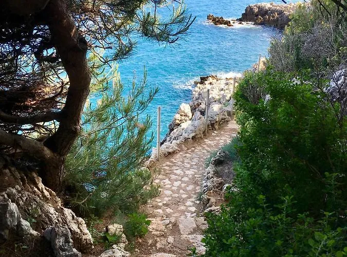 Artistic Lägenhet *